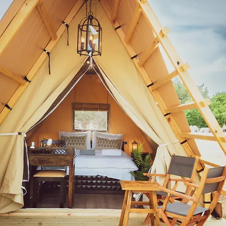Mia Glamping Luxury tent
