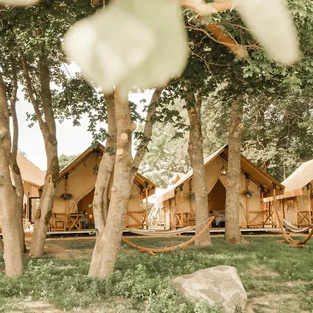 Mia Glamping Resort Orissaare
